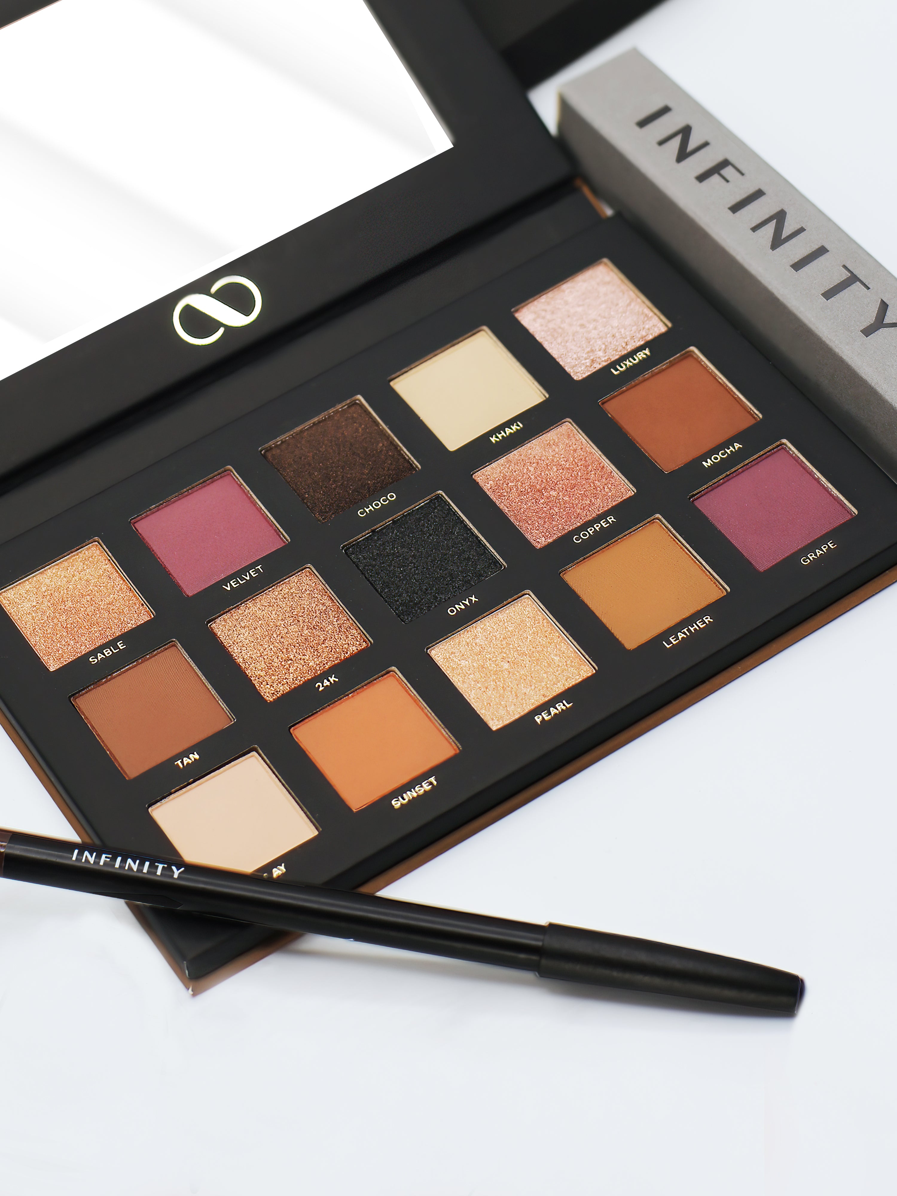 Infinity Cosmetics OBSESSED PALETTE – Infinity Cosmetics